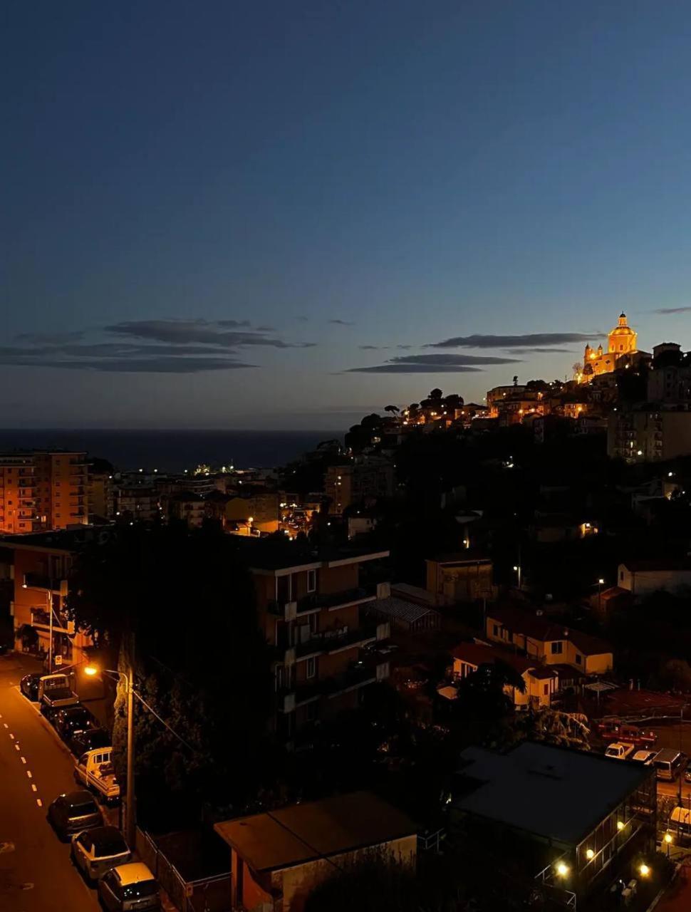 Casa Di Giusy - Bright 85 Sqm Apartment Sanremo Exterior photo